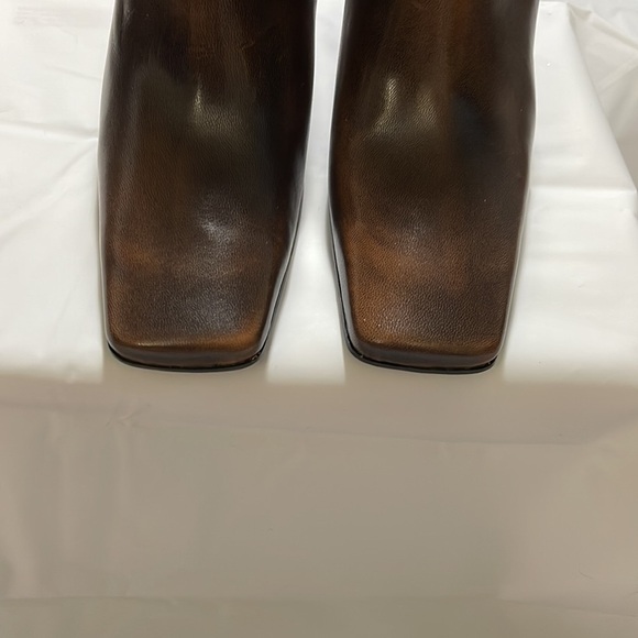 Nine West women’s brown square toed shoe, gently used sz 8.5 beautiful looking - Picture 2 of 11